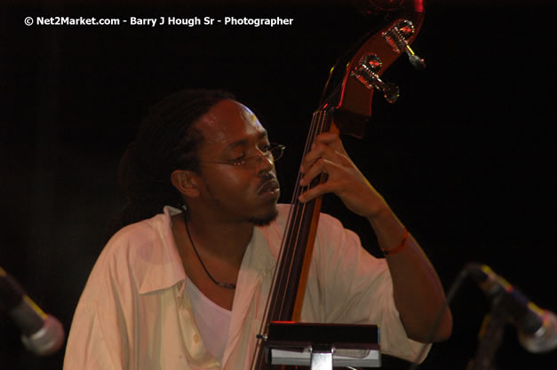 Antonio Saxton - Air Jamaica Jazz & Blues Festival 2007 - The Art of Music -  Thursday, January 25th - 10th Anniversary - Air Jamaica Jazz & Blues Festival 2007 - The Art of Music - Tuesday, January 23 - Saturday, January 27, 2007, The Aqueduct on Rose Hall, Montego Bay, Jamaica - Negril Travel Guide, Negril Jamaica WI - http://www.negriltravelguide.com - info@negriltravelguide.com...!