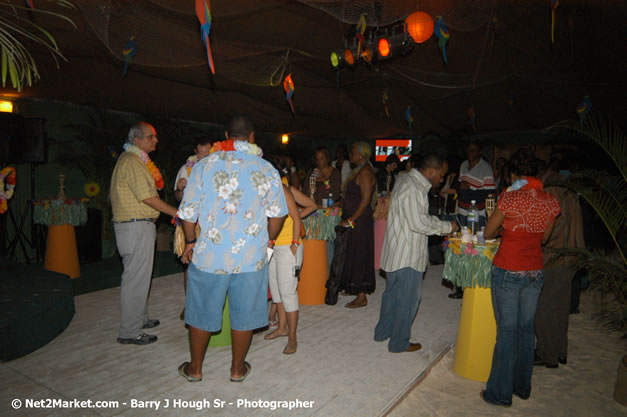 Venue & Audience - Air Jamaica Jazz & Blues Festival 2007 - The Art of Music -  Thursday, January 25th - 10th Anniversary - Air Jamaica Jazz & Blues Festival 2007 - The Art of Music - Tuesday, January 23 - Saturday, January 27, 2007, The Aqueduct on Rose Hall, Montego Bay, Jamaica - Negril Travel Guide, Negril Jamaica WI - http://www.negriltravelguide.com - info@negriltravelguide.com...!