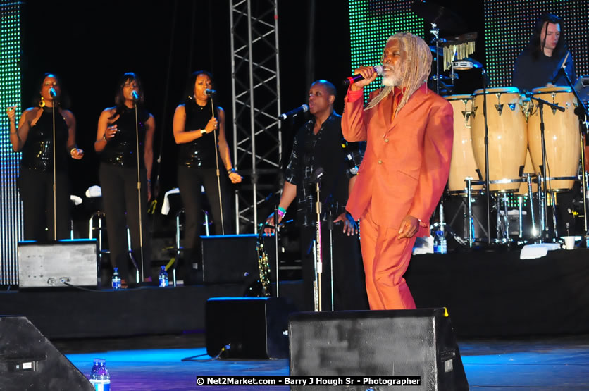 Billy Ocean at the Air Jamaica Jazz and Blues Festival 2008 The Art of Music - Saturday, January 26, 2008 - Air Jamaica Jazz & Blues 2008 The Art of Music venue at the Aqaueduct on Rose Hall Resort & Counrty Club, Montego Bay, St. James, Jamaica W.I. - Thursday, January 24 - Saturday, January 26, 2008 - Photographs by Net2Market.com - Claudine Housen & Barry J. Hough Sr, Photographers - Negril Travel Guide, Negril Jamaica WI - http://www.negriltravelguide.com - info@negriltravelguide.com...!