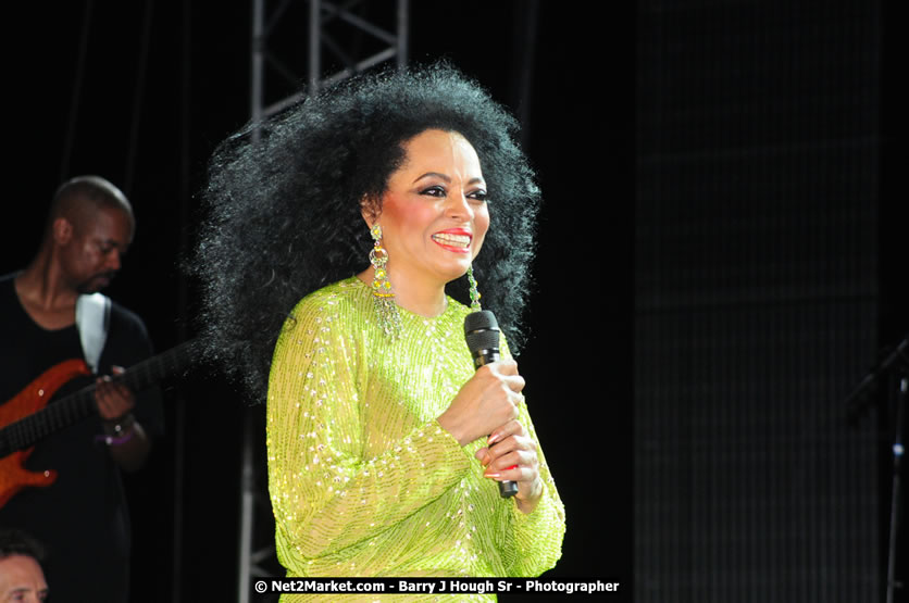 Diana Ross at the Air Jamaica Jazz and Blues Festival 2008 The Art of Music - Saturday, January 26, 2008 - Air Jamaica Jazz & Blues 2008 The Art of Music venue at the Aqaueduct on Rose Hall Resort & Counrty Club, Montego Bay, St. James, Jamaica W.I. - Thursday, January 24 - Saturday, January 26, 2008 - Photographs by Net2Market.com - Claudine Housen & Barry J. Hough Sr, Photographers - Negril Travel Guide, Negril Jamaica WI - http://www.negriltravelguide.com - info@negriltravelguide.com...!