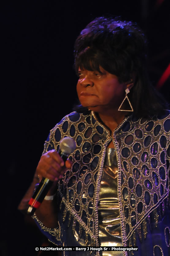 Koko Taylor at the Air Jamaica Jazz and Blues Festival 2008 The Art of Music - Saturday, January 26, 2008 - Air Jamaica Jazz & Blues 2008 The Art of Music venue at the Aqaueduct on Rose Hall Resort & Counrty Club, Montego Bay, St. James, Jamaica W.I. - Thursday, January 24 - Saturday, January 26, 2008 - Photographs by Net2Market.com - Claudine Housen & Barry J. Hough Sr, Photographers - Negril Travel Guide, Negril Jamaica WI - http://www.negriltravelguide.com - info@negriltravelguide.com...!