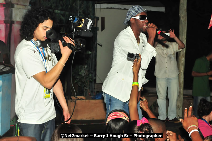 Bounty Killer - 4th Annual Soul Rebellion @ The Jungle - Tuesday, March 17, 2009 - Also Featuring: Nellie Roxx, Five Star and Ras Noble Venue at The Jungle, Norman Manley Boulevard, Negril Westmoreland, Jamaica - Tuesday, March 17, 2009