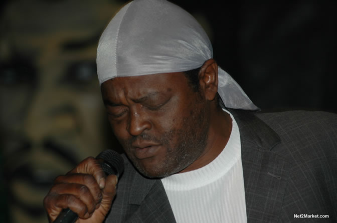 Live in Concert - Sugar Minott - Bobby Dread - Swallow - backed by the Indika Band - Boubon Beach Restaurant, Beach Bar & Oceanfront Accommodations - Negril Travel Guide, Negril Jamaica WI - http://www.negriltravelguide.com - info@negriltravelguide.com...!