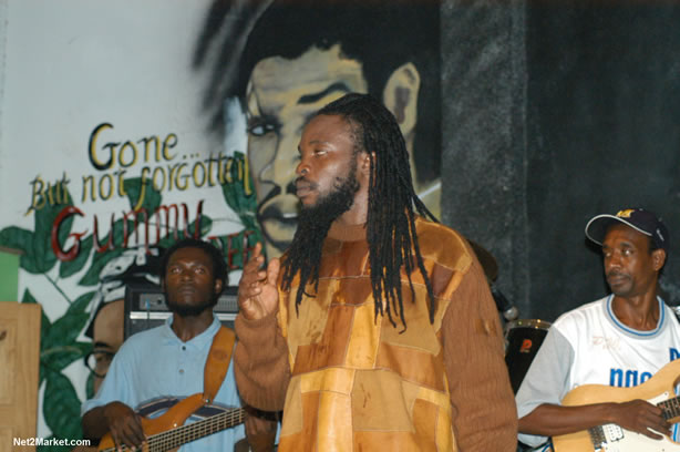 Reggae Superstar - Bush Man @ Bourbon Beach with Boddy Dread & Singing Honour - Presented by Our Music Promotions - Omar & Ama-Donna - Saturday, May 14, 2005 - Negril Travel Guide, Negril Jamaica WI - http://www.negriltravelguide.com - info@negriltravelguide.com...!