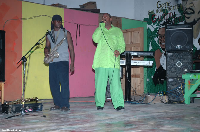 Frankie Paul & King Yellowman - Bobby Dread - Swallow - backed by the Indika Band - MC Earl Polkadot - Presented by Boubon Beach Restaurant, Beach Bar & Oceanfront Accommodations - Negril Travel Guide, Negril Jamaica WI - http://www.negriltravelguide.com - info@negriltravelguide.com...!