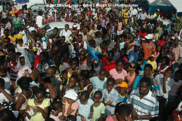 Cross De Harbour @ Lucea Car Park presented by Linkz Entertainment in association with Lucea Chamber of Commerce - Featuring Freddy Mc Gregor, Iley Dread, Mr. Vegas, Lt. Elmo, Champagne, Merital, CC, Brillant, TQ, Mad Dog, Chumps - Lucea, Hanover, Jamaica - Negril Travel Guide.com, Negril Jamaica WI - http://www.negriltravelguide.com - info@negriltravelguide.com...!