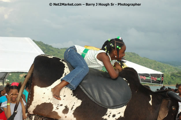 Cross De Harbour @ Lucea Car Park presented by Linkz Entertainment in association with Lucea Chamber of Commerce - Featuring Freddy Mc Gregor, Iley Dread, Mr. Vegas, Lt. Elmo, Champagne, Merital, CC, Brillant, TQ, Mad Dog, Chumps - Lucea, Hanover, Jamaica - Negril Travel Guide.com, Negril Jamaica WI - http://www.negriltravelguide.com - info@negriltravelguide.com...!