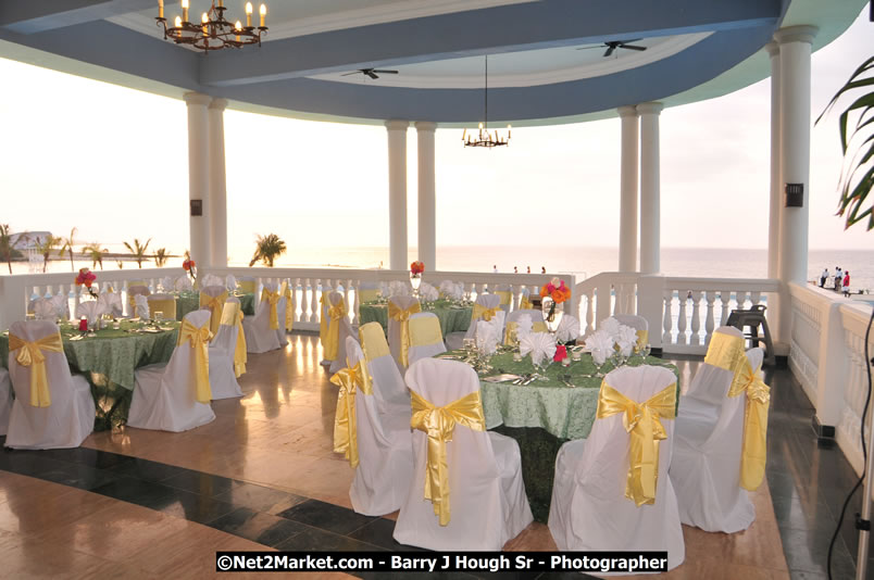 Bird of Paradise Awards & Gala @ Grand Palladium Resort & Spa [Fiesta] - Saturday, August 9, 2008 - Guest Honouree The Most Honourable P.J. Patterson ON, PC, QC - Hanover Homecoming Foundation LTD Jamaica - Wherever you roam ... Hanover bids you ... come HOME - Sunday, August 3 to Saturday, August 9, 2008 - Hanover Jamaica - Photographs by Net2Market.com - Barry J. Hough Sr. Photojournalist/Photograper - Photographs taken with a Nikon D300 - Negril Travel Guide, Negril Jamaica WI - http://www.negriltravelguide.com - info@negriltravelguide.com...!