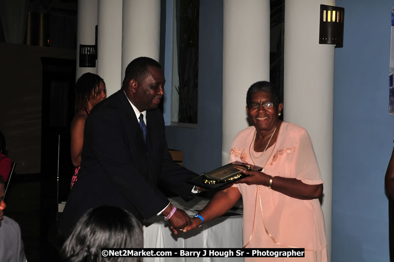 Bird of Paradise Awards & Gala @ Grand Palladium Resort & Spa [Fiesta] - Saturday, August 9, 2008 - Guest Honouree The Most Honourable P.J. Patterson ON, PC, QC - Hanover Homecoming Foundation LTD Jamaica - Wherever you roam ... Hanover bids you ... come HOME - Sunday, August 3 to Saturday, August 9, 2008 - Hanover Jamaica - Photographs by Net2Market.com - Barry J. Hough Sr. Photojournalist/Photograper - Photographs taken with a Nikon D300 - Negril Travel Guide, Negril Jamaica WI - http://www.negriltravelguide.com - info@negriltravelguide.com...!