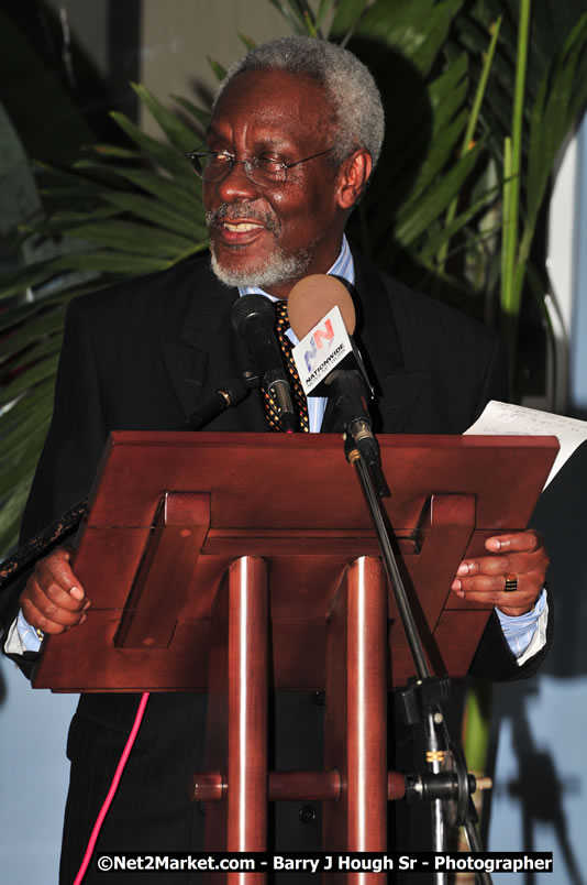 Bird of Paradise Awards & Gala @ Grand Palladium Resort & Spa [Fiesta] - Saturday, August 9, 2008 - Guest Honouree The Most Honourable P.J. Patterson ON, PC, QC - Hanover Homecoming Foundation LTD Jamaica - Wherever you roam ... Hanover bids you ... come HOME - Sunday, August 3 to Saturday, August 9, 2008 - Hanover Jamaica - Photographs by Net2Market.com - Barry J. Hough Sr. Photojournalist/Photograper - Photographs taken with a Nikon D300 - Negril Travel Guide, Negril Jamaica WI - http://www.negriltravelguide.com - info@negriltravelguide.com...!