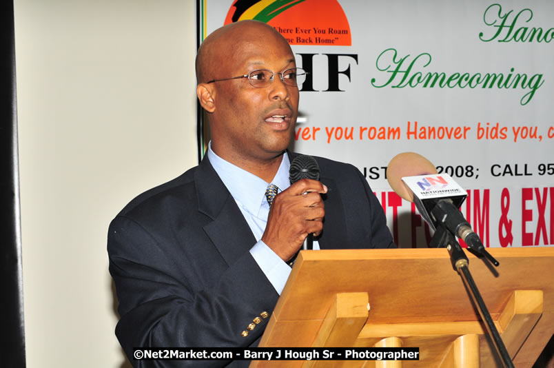 Investment & Business Forum - Brand Jamaica @ Grand Palladium Resort & Spa [Fiesta] - Thursday, August 7, 2008 - Hanover Homecoming Foundation LTD Jamaica - Wherever you roam ... Hanover bids you ... come HOME - Sunday, August 3 to Saturday, August 9, 2008 - Hanover Jamaica - Photographs by Net2Market.com - Barry J. Hough Sr. Photojournalist/Photograper - Photographs taken with a Nikon D300 - Negril Travel Guide, Negril Jamaica WI - http://www.negriltravelguide.com - info@negriltravelguide.com...!