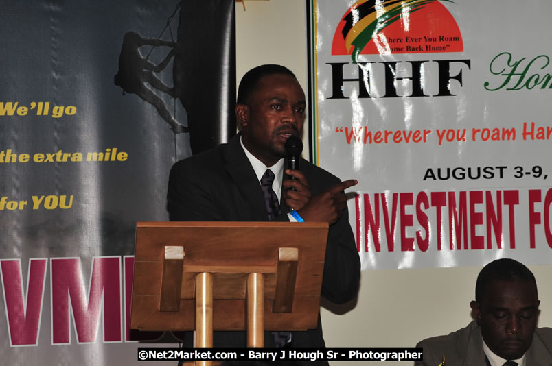 Investment & Business Forum - Brand Jamaica @ Grand Palladium Resort & Spa [Fiesta] - Thursday, August 7, 2008 - Hanover Homecoming Foundation LTD Jamaica - Wherever you roam ... Hanover bids you ... come HOME - Sunday, August 3 to Saturday, August 9, 2008 - Hanover Jamaica - Photographs by Net2Market.com - Barry J. Hough Sr. Photojournalist/Photograper - Photographs taken with a Nikon D300 - Negril Travel Guide, Negril Jamaica WI - http://www.negriltravelguide.com - info@negriltravelguide.com...!