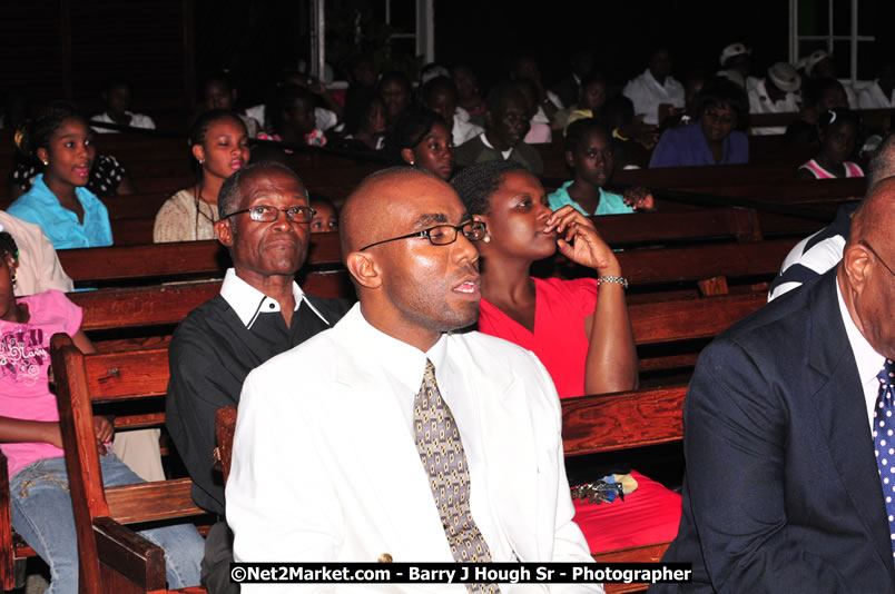 Lucea United Church - Unitied Church in Jamaica and Cayman Islands - Worship Service & Celebration of the Sacrament of Holy Communion - Special Guests: Hanover Homecoming Foundation & His excellency The Most Honourable Professor Sir Kenneth Hall Governor General of Jamaica - Sunday, August 3, 2008 - Hanover Homecoming Foundation LTD Jamaica - Wherever you roam ... Hanover bids you ... come HOME - Sunday, August 3 to Saturday, August 9, 2008 - Hanover Jamaica - Photographs by Net2Market.com - Barry J. Hough Sr. Photojournalist/Photograper - Photographs taken with a Nikon D300 - Negril Travel Guide, Negril Jamaica WI - http://www.negriltravelguide.com - info@negriltravelguide.com...!