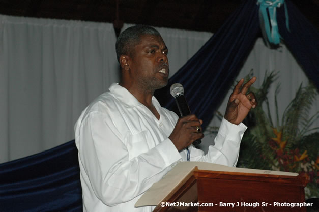 JUTA Tours Negril Chapter Annual Meeting - Clive Gordon Re-Elected as President, May 30, 2007, Negril Hills Golf Course, Sheffield, Westmoreland, Jamaica, W.I.  - Photographs by Net2Market.com - Negril Travel Guide, Negril Jamaica WI - http://www.negriltravelguide.com - info@negriltravelguide.com...!