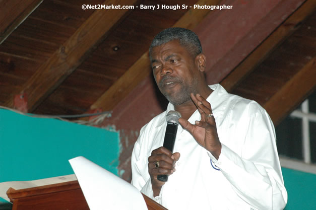 JUTA Tours Negril Chapter Annual Meeting - Clive Gordon Re-Elected as President, May 30, 2007, Negril Hills Golf Course, Sheffield, Westmoreland, Jamaica, W.I.  - Photographs by Net2Market.com - Negril Travel Guide, Negril Jamaica WI - http://www.negriltravelguide.com - info@negriltravelguide.com...!