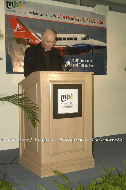 Jamaica Air Shuttle Launch @ MBJ Airports Limited, Wednesday, January 20, 2010, Sangster International Airport, Montego Bay, St. James, Jamaica W.I. - Photographs by Net2Market.com - Barry J. Hough Sr, Photographer/Photojournalist - The Negril Travel Guide - Negril's and Jamaica's Number One Concert Photography Web Site with over 40,000 Jamaican Concert photographs Published -  Negril Travel Guide, Negril Jamaica WI - http://www.negriltravelguide.com - info@negriltravelguide.com...!