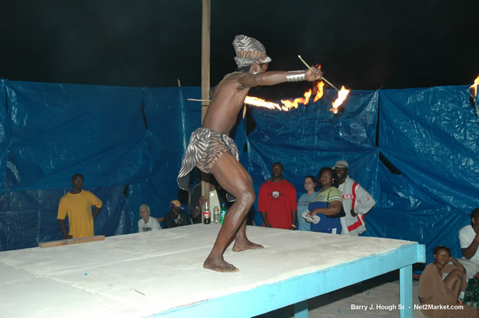 "BUJU BANTON & Friends" @ Jamaica Tamboo - Anthony 'B', Delly Ranks, Pickney, Jessie Gender, Music by Fire Links & Love People - Presented by Jamaica Tamboo in Association with Heineken - Saturday, March 26, 2005 - Negril Travel Guide, Negril Jamaica WI - http://www.negriltravelguide.com - info@negriltravelguide.com...!