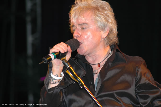 Air Supply - Air Jamaica Jazz & Blues Festival 2006 - The Art of Music - Cinnamon Hill Golf Club - Rosehall Resort & Country Club, Montego Bay, Jamaica W.I. - Thursday, Friday 27, 2006 - Negril Travel Guide, Negril Jamaica WI - http://www.negriltravelguide.com - info@negriltravelguide.com...!