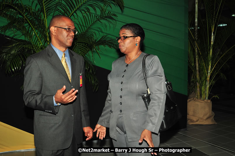 The Unveiling Of The Commemorative Plaque By The Honourable Prime Minister, Orette Bruce Golding, MP, And Their Majesties, King Juan Carlos I And Queen Sofia Of Spain - On Wednesday, February 18, 2009, Marking The Completion Of The Expansion Of Sangster International Airport, Venue at Sangster International Airport, Montego Bay, St James, Jamaica - Wednesday, February 18, 2009 - Photographs by Net2Market.com - Barry J. Hough Sr, Photographer/Photojournalist - Negril Travel Guide, Negril Jamaica WI - http://www.negriltravelguide.com - info@negriltravelguide.com...!