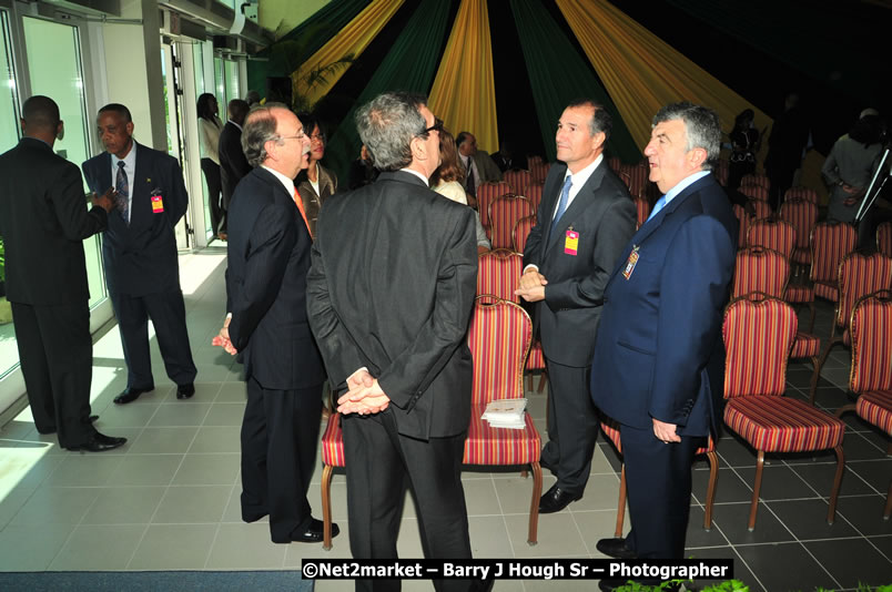 The Unveiling Of The Commemorative Plaque By The Honourable Prime Minister, Orette Bruce Golding, MP, And Their Majesties, King Juan Carlos I And Queen Sofia Of Spain - On Wednesday, February 18, 2009, Marking The Completion Of The Expansion Of Sangster International Airport, Venue at Sangster International Airport, Montego Bay, St James, Jamaica - Wednesday, February 18, 2009 - Photographs by Net2Market.com - Barry J. Hough Sr, Photographer/Photojournalist - Negril Travel Guide, Negril Jamaica WI - http://www.negriltravelguide.com - info@negriltravelguide.com...!