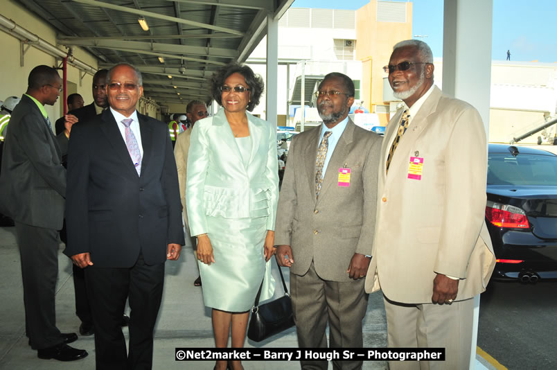 The Unveiling Of The Commemorative Plaque By The Honourable Prime Minister, Orette Bruce Golding, MP, And Their Majesties, King Juan Carlos I And Queen Sofia Of Spain - On Wednesday, February 18, 2009, Marking The Completion Of The Expansion Of Sangster International Airport, Venue at Sangster International Airport, Montego Bay, St James, Jamaica - Wednesday, February 18, 2009 - Photographs by Net2Market.com - Barry J. Hough Sr, Photographer/Photojournalist - Negril Travel Guide, Negril Jamaica WI - http://www.negriltravelguide.com - info@negriltravelguide.com...!