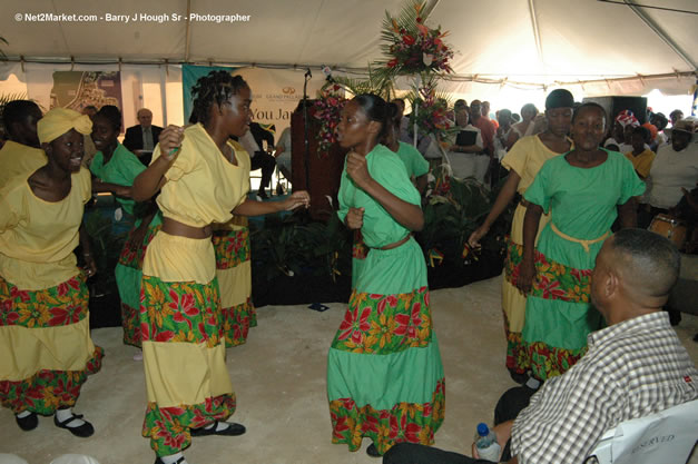 Palladium Hotels & Resorts - Groundbreaking of the 1600-Room Grand Palladium Lady Hamilton Resort & Spa and the Grand Palludium Jamaica Resort & Spa - Special Address: The Most Honorable Portia Simpson-Miller, O.N., M.P., Prime Minister of Jamaica - The Point, Lucea, Hanover, Saturday, November 11, 2006 @ 2:00 pm - Negril Travel Guide, Negril Jamaica WI - http://www.negriltravelguide.com - info@negriltravelguide.com...!