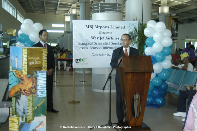 MBJ Airports Limited Welcomes WestJet Airlines - Inaugural Scheduled Service From Toronto Pearsons International Airport - Monday, December 10, 2007 - Sangster International Airport - MBJ Airports Limited, Montego Bay, Jamaica W.I. - Photographs by Net2Market.com - Barry J. Hough Sr, Photographer - Negril Travel Guide, Negril Jamaica WI - http://www.negriltravelguide.com - info@negriltravelguide.com...!