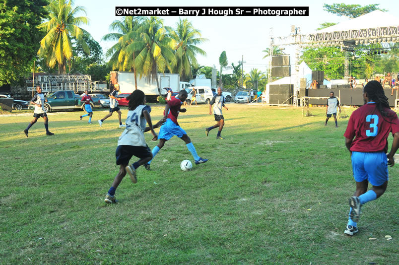 Marley Magic Traffic Jam - Celebrity Football @ Spring Break - Saturday, March 21, 2009 - Also Featuring: Kelley, Capleton, Junior Reid, Spragga Benz, Wayne Marshall, Munga, Romaine Virgo,Embee, Bango Herman, Flava K, Whisky Baggio, Andrew and Wadda Blood, Black Am I, Packa, Venue at Waz Beach, Norman Manley Boulevard, Negril Westmoreland, Jamaica - Saturday, March 21, 2009 - Photographs by Net2Market.com - Barry J. Hough Sr, Photographer/Photojournalist - Negril Travel Guide, Negril Jamaica WI - http://www.negriltravelguide.com - info@negriltravelguide.com...!