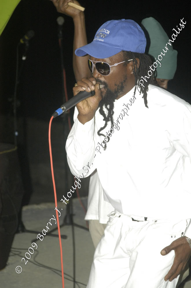  Etana Live in Concert Negril Escape Resort & Spa, Openning Acts: Princess Tia, Ras Slick, and Anthony Able, Backing Band: Strong Hold, One Love Reggae Summer Series, West End, Negril, Westmoreland, Jamaica W.I. - Saturaday, August 18, 2009 - Photographs by Barry J. Hough Sr. Photojournalist/Photograper - Photographs taken with a Nikon D70, D100, or D300 - Negril Travel Guide, Negril Jamaica WI - http://www.negriltravelguide.com - info@negriltravelguide.com...!