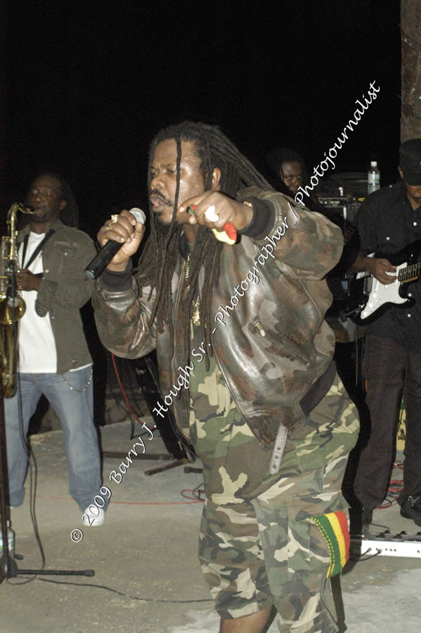  Luciano "Live in Concert" Negril Escape Resort & Spa, Openning Acts: Justice Merchant, and Timmi Burrell, Backing Band: JAH Messenjah, One Love Reggae Summer Series, West End, Negril, Westmoreland, Jamaica W.I. - Tuesday, August 11, 2009 - Photographs by Barry J. Hough Sr. Photojournalist/Photograper - Photographs taken with a Nikon D70, D100, or D300 - Negril Travel Guide, Negril Jamaica WI - http://www.negriltravelguide.com - info@negriltravelguide.com...!