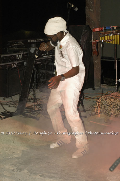 JAH Cure - Live In Concert @ Negril Escape Resort and Spa, December 15, 2009, One Love Drive, West End, Negril, Westmoreland, Jamaica W.I. - Photographs by Net2Market.com - Barry J. Hough Sr, Photographer/Photojournalist - Negril Travel Guide, Negril Jamaica WI - http://www.negriltravelguide.com - info@negriltravelguide.com...!