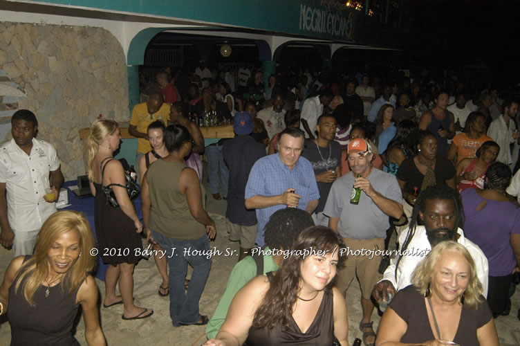 JAH Cure - Live In Concert @ Negril Escape Resort and Spa, December 15, 2009, One Love Drive, West End, Negril, Westmoreland, Jamaica W.I. - Photographs by Net2Market.com - Barry J. Hough Sr, Photographer/Photojournalist - Negril Travel Guide, Negril Jamaica WI - http://www.negriltravelguide.com - info@negriltravelguide.com...!