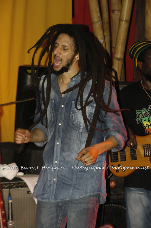 Julian Marley - Grammy Nominee & Son of the Legend Bob Marley - Live in Concert - Also featuring Ras Noble, Power Drill, Iron Head, & Robin Banks - Backing Band Roots Warrior, plus DJ Gemini @ One Love Reggae Concerts Series 09/10 @ Negril Escape Resort & Spa, February 2, 2010, One Love Drive, West End, Negril, Westmoreland, Jamaica W.I. - Photographs by Net2Market.com - Barry J. Hough Sr, Photographer/Photojournalist - The Negril Travel Guide - Negril's and Jamaica's Number One Concert Photography Web Site with over 40,000 Jamaican Concert photographs Published -  Negril Travel Guide, Negril Jamaica WI - http://www.negriltravelguide.com - info@negriltravelguide.com...!