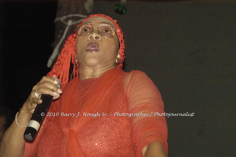 Marcia Griffiths & Edge Michael - Live In Concert - One Love Reggae Concert Series 09/10 @ Negril Escape Resort and Spa, December 29, 2009, One Love Drive, West End, Negril, Westmoreland, Jamaica W.I. - Photographs by Net2Market.com - Barry J. Hough Sr, Photographer/Photojournalist - Negril Travel Guide, Negril Jamaica WI - http://www.negriltravelguide.com - info@negriltravelguide.com...!