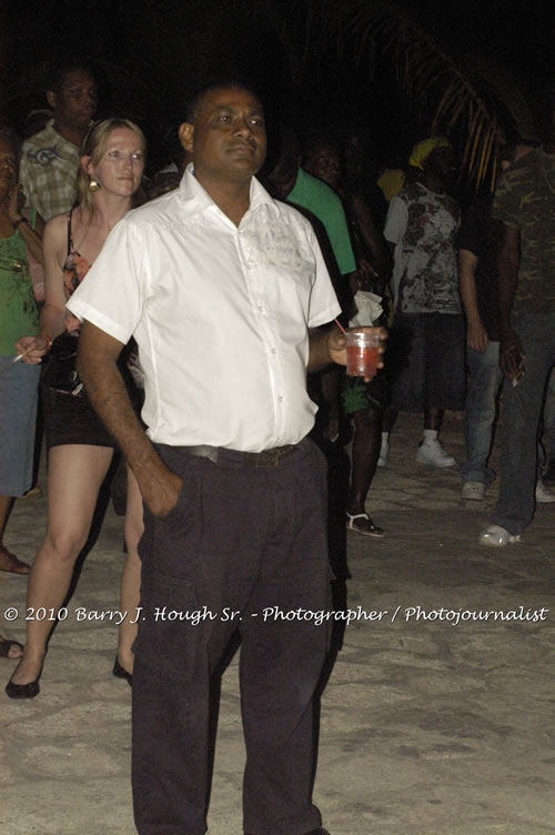 Richie Spice - Live In Concert - One Love Reggae Concert Series 09/10 @ Negril Escape Resort and Spa, January 19, 2010, One Love Drive, West End, Negril, Westmoreland, Jamaica W.I. - Photographs by Net2Market.com - Barry J. Hough Sr, Photographer/Photojournalist - Negril Travel Guide, Negril Jamaica WI - http://www.negriltravelguide.com - info@negriltravelguide.com...!