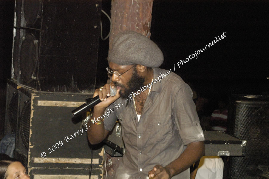  Tarrus Riley - Live in Concert - at the One Love Reggae Concert Series 09/10 @ Negril Escape Resort & Spa - Also Featuring: Mistic Bowie, Monday Justice, Cash, Dean Frazier - DJ Gemini - MC Oliver Cargill, Negril Escape Resort & Spa, One Love Drive, West End, Negril, Westmoreland, Jamaica W.I. - Tuesday, November 17, 2009 - Photographs by Net2Market.com - Barry J. Hough Sr, Photographer / Photojournalist - Photos taken with a Nikon D70, D100, or D300 - Negril Travel Guide, Negril Jamaica WI - http://www.negriltravelguide.com - info@negriltravelguide.com...!