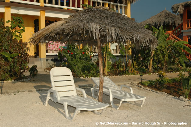 Montego Bay Sangster International Airport, Montego Bay, Jamaica W.I. - Negril Travel Guide, Negril Jamaica WI - http://www.negriltravelguide.com - info@negriltravelguide.com...!