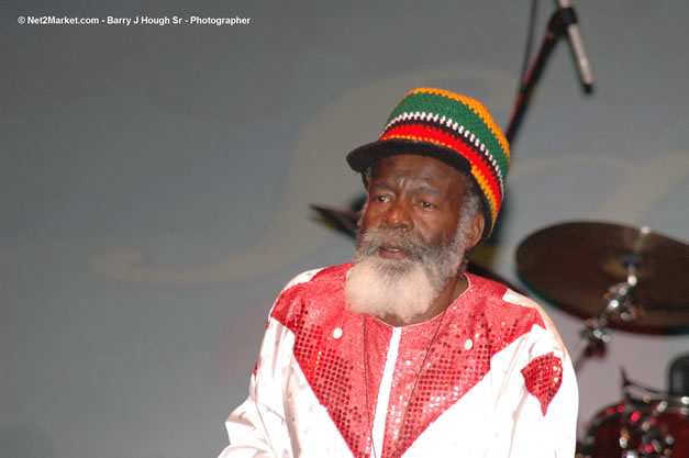 The Abyssinians @ Tru-Juice Rebel Salute 2007 - Saturday, January 13, 2007, Port Kaiser Sports Club, St. Elizabeth - Negril Travel Guide, Negril Jamaica WI - http://www.negriltravelguide.com - info@negriltravelguide.com...!