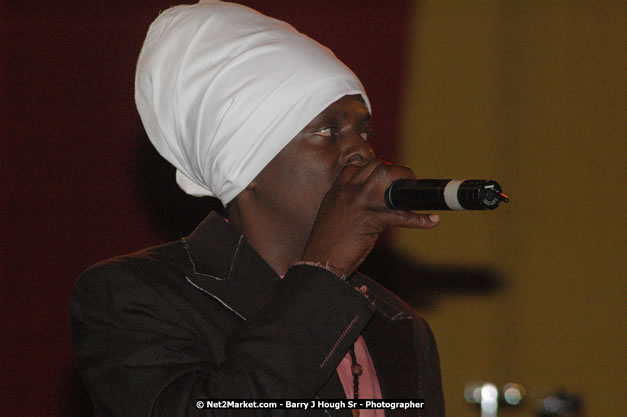 Richie Spice at Tru-Juice Rebel Salute 2008 - The 15th staging of Tru-Juice Rebel Salute, Saturday, January 12, 2008, Port Kaiser Sports Club, St. Elizabeth, Jamaica W.I. - Photographs by Net2Market.com - Barry J. Hough Sr, Photographer - Negril Travel Guide, Negril Jamaica WI - http://www.negriltravelguide.com - info@negriltravelguide.com...!