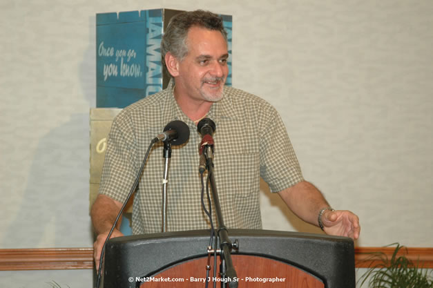 Red Cap Porters Awards - Minister of Tourism, Hon. Edmund Bartlett - Director of Tourism, Basil Smith - Friday, December 14, 2007 - Holiday Inn Sunspree, Montego Bay, Jamaica W.I. - Photographs by Net2Market.com - Barry J. Hough Sr, Photographer - Negril Travel Guide, Negril Jamaica WI - http://www.negriltravelguide.com - info@negriltravelguide.com...!