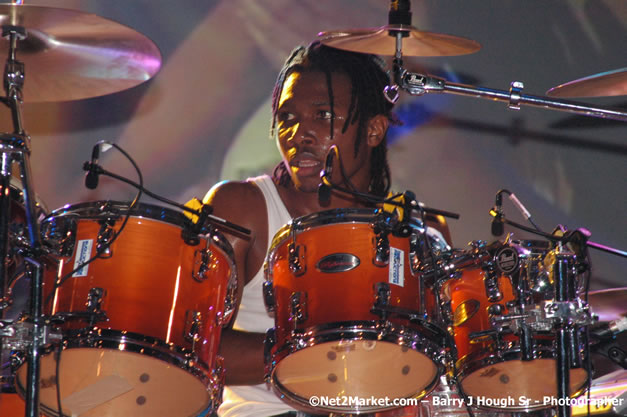 Tanya Stephens - Red Stripe Reggae Sumfest 2007 - Zenith - Saturday, July 21, 2007 - Catherine Hall, Montego Bay, St James, Jamaica W.I. - Negril Travel Guide, Negril Jamaica WI - http://www.negriltravelguide.com - info@negriltravelguide.com...!