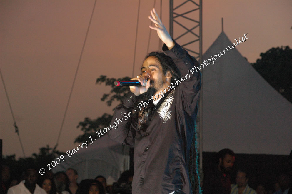 Damian 'Jr. Gong' Marley & NAS @ Reggae Sumfest 2009 - International Night 2 - Reggae Sumfest 2009,Catherine Hall, Montego Bay, St. James, Jamaica W.I. - Saturday, July 25, 2009 - Reggae Sumfest 2009, July 19 - 25, 2009 - Photographs by Net2Market.com - Barry J. Hough Sr. Photojournalist/Photograper - Photographs taken with a Nikon D70, D100, or D300 - Negril Travel Guide, Negril Jamaica WI - http://www.negriltravelguide.com - info@negriltravelguide.com...!