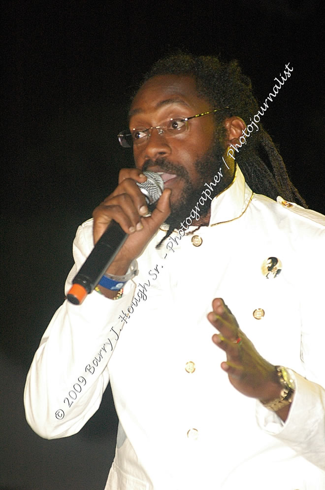 Tarrus Riley @ Reggae Sumfest 2009 - International Night 2 - Reggae Sumfest 2009,Catherine Hall, Montego Bay, St. James, Jamaica W.I. - Saturday, July 25, 2009 - Reggae Sumfest 2009, July 19 - 25, 2009 - Photographs by Net2Market.com - Barry J. Hough Sr. Photojournalist/Photograper - Photographs taken with a Nikon D70, D100, or D300 - Negril Travel Guide, Negril Jamaica WI - http://www.negriltravelguide.com - info@negriltravelguide.com...!