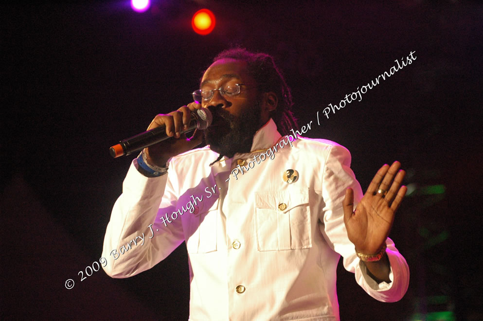 Tarrus Riley @ Reggae Sumfest 2009 - International Night 2 - Reggae Sumfest 2009,Catherine Hall, Montego Bay, St. James, Jamaica W.I. - Saturday, July 25, 2009 - Reggae Sumfest 2009, July 19 - 25, 2009 - Photographs by Net2Market.com - Barry J. Hough Sr. Photojournalist/Photograper - Photographs taken with a Nikon D70, D100, or D300 - Negril Travel Guide, Negril Jamaica WI - http://www.negriltravelguide.com - info@negriltravelguide.com...!