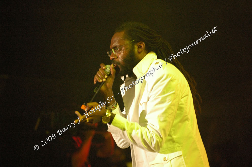 Tarrus Riley @ Reggae Sumfest 2009 - International Night 2 - Reggae Sumfest 2009,Catherine Hall, Montego Bay, St. James, Jamaica W.I. - Saturday, July 25, 2009 - Reggae Sumfest 2009, July 19 - 25, 2009 - Photographs by Net2Market.com - Barry J. Hough Sr. Photojournalist/Photograper - Photographs taken with a Nikon D70, D100, or D300 - Negril Travel Guide, Negril Jamaica WI - http://www.negriltravelguide.com - info@negriltravelguide.com...!