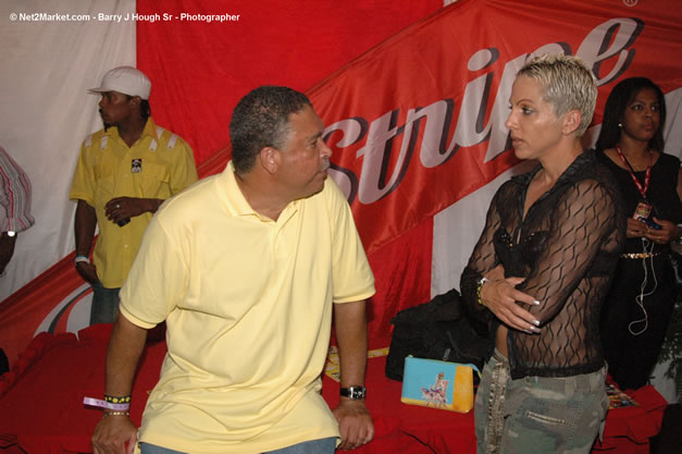 Damian Marley - Red Stripe Reggae Sumfest 2006 - The Summit - Jamaica's Greatest, The World's Best - Saturday, July 22, 2006 - Montego Bay, Jamaica - Negril Travel Guide, Negril Jamaica WI - http://www.negriltravelguide.com - info@negriltravelguide.com...!