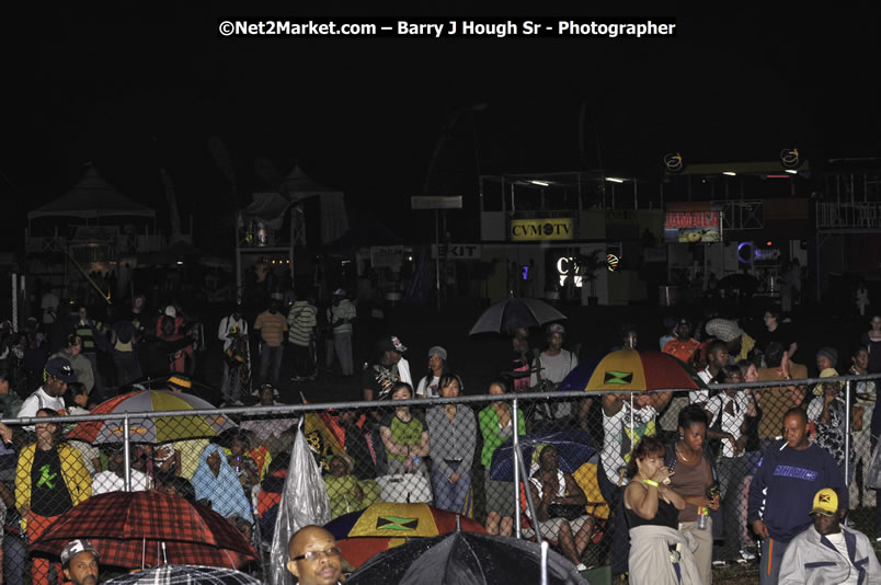 Rootz Underground @ Reggae Sumfest 2008 International Night 2, Catherine Hall, Montego Bay - Saturday, July 19, 2008 - Reggae Sumfest 2008 July 13 - July 19, 2008 - Photographs by Net2Market.com - Barry J. Hough Sr. Photojournalist/Photograper - Photographs taken with a Nikon D300 - Negril Travel Guide, Negril Jamaica WI - http://www.negriltravelguide.com - info@negriltravelguide.com...!