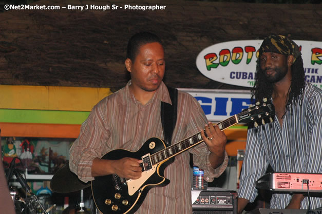 Tarrus Riley, Jimmy Riley, and Dwayne Stephensen - Money Cologne Promotions in association with "British Link Up" presents Summer Jam featuring She's Royal Tarrus Riley & Jimmy Riley - Plus Ras Slick, Sham Dawg, and Whiskey Bagio @ Roots Bamboo, Norman Manley Boulevard, Negril, Jamaica W.I. - Backed up Dean Fraser & The Hurricanne Band - MC Barry G and Rev. BB - July 25, 2007 - Negril Travel Guide.com, Negril Jamaica WI - http://www.negriltravelguide.com - info@negriltravelguide.com...!