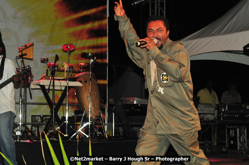 Unite The People An International Reggae Fest, Featuring: Beres Hammond, Coco T, Queen Ifrica, Khalil, Cameal Davis, Iley Dread, Rochelle, Geoffrey Star, Ras Penco, Kool DeLoy, Otis Gayle, J.McKay, Tiney Winey, Venue at Norman Manley Boulevard, Negril, Westmoreland, Jamaica - Saturday, April 4, 2009 - Photographs by Net2Market.com - Barry J. Hough Sr, Photographer/Photojournalist - Negril Travel Guide, Negril Jamaica WI - http://www.negriltravelguide.com - info@negriltravelguide.com...!