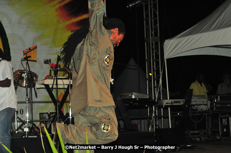 Unite The People An International Reggae Fest, Featuring: Beres Hammond, Coco T, Queen Ifrica, Khalil, Cameal Davis, Iley Dread, Rochelle, Geoffrey Star, Ras Penco, Kool DeLoy, Otis Gayle, J.McKay, Tiney Winey, Venue at Norman Manley Boulevard, Negril, Westmoreland, Jamaica - Saturday, April 4, 2009 - Photographs by Net2Market.com - Barry J. Hough Sr, Photographer/Photojournalist - Negril Travel Guide, Negril Jamaica WI - http://www.negriltravelguide.com - info@negriltravelguide.com...!